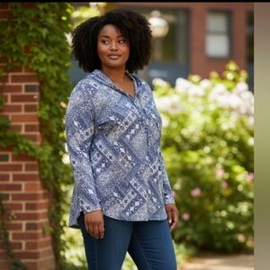 Absolutely Famous Hoodie Sweater